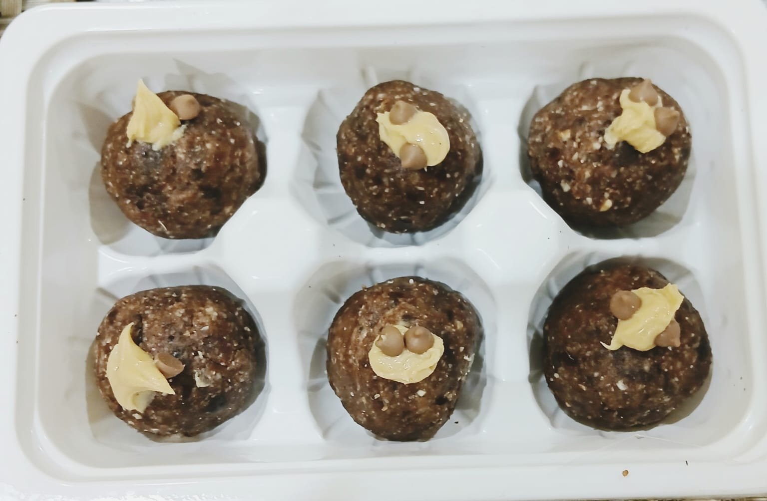 Snicker Energy Balls Snicker Energy Balls <br> Pack of 12 - Image 1