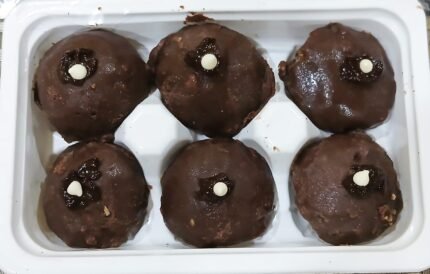 Peanuts & Oats Chocolate  <br>Pack of 12