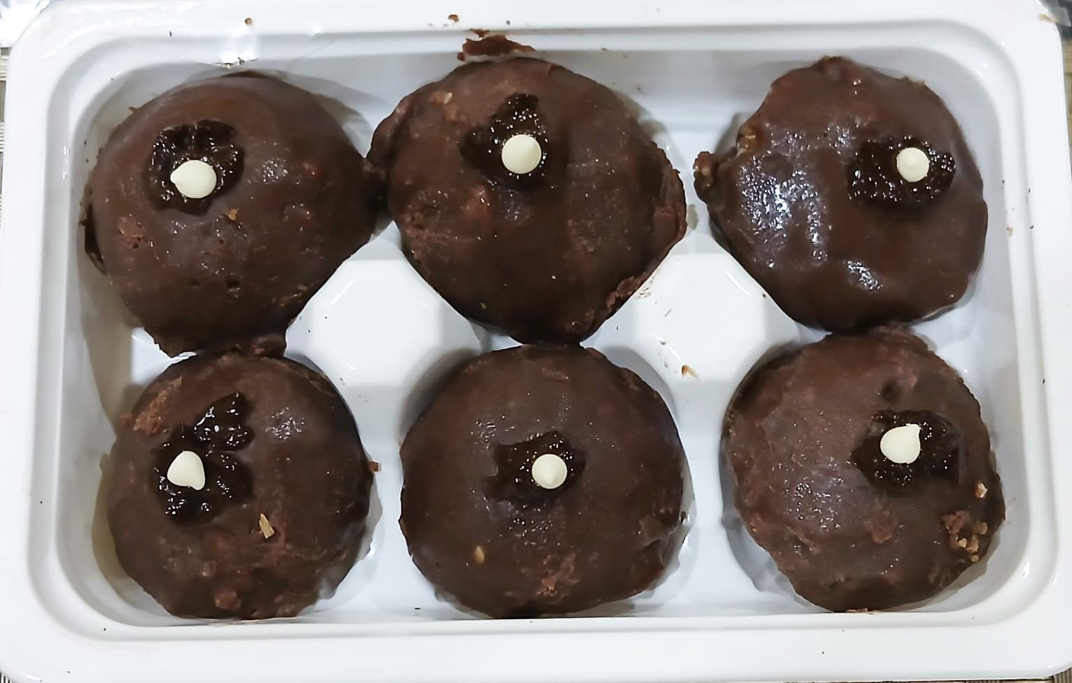 WhatsApp Image 2025-04-19 at 13.27.17 Peanuts & Oats Chocolate <br>Pack of 12 - Image 1